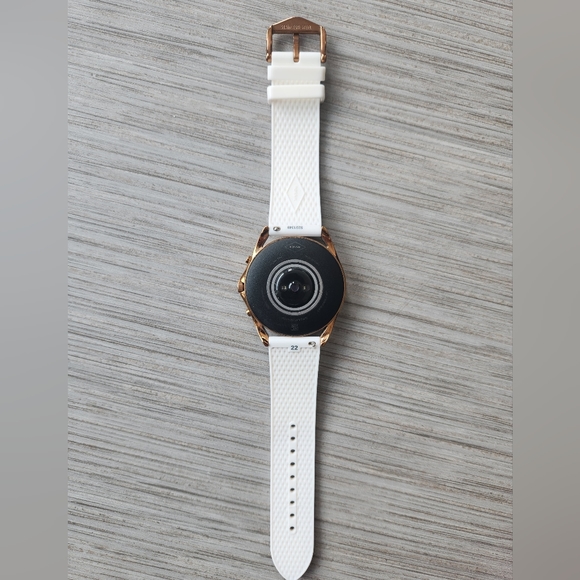 Gen5 Fossil Smartwatch - Picture 4 of 10